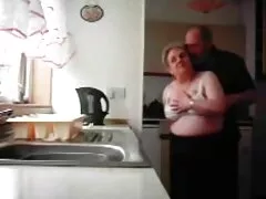 סצנה מיסיונרית עם ליונה לוי הלוהטת מ-18 VideoZ סרטי סקס חינם לצפיה