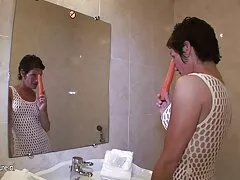 סרט ציצים קטנים עם מישל קאן המהממת סרטים ארוטים לצפיה ישירה מ-18 VideoZ