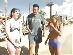 אקשן דוגי עם הולי הנדריקס המפתה מ-Anal סרטים ארוטים לצפיה Only